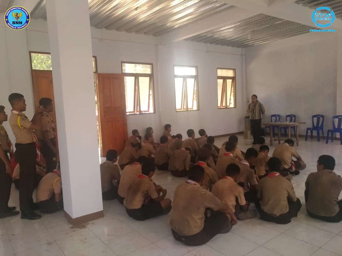 SOSIALISASI BAHAYA NARKOBA PADA KEGIATAN PRAMUKA SMK-P PELITA BAHARI