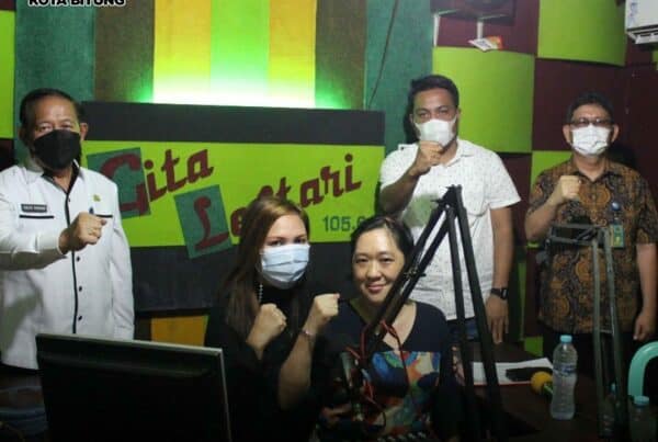 Talkshow melalui Radio interaktif dan Livestreaming melalui Instagram & Facebook dalam rangka Hari Pendidikan Nasional Tahun 2021