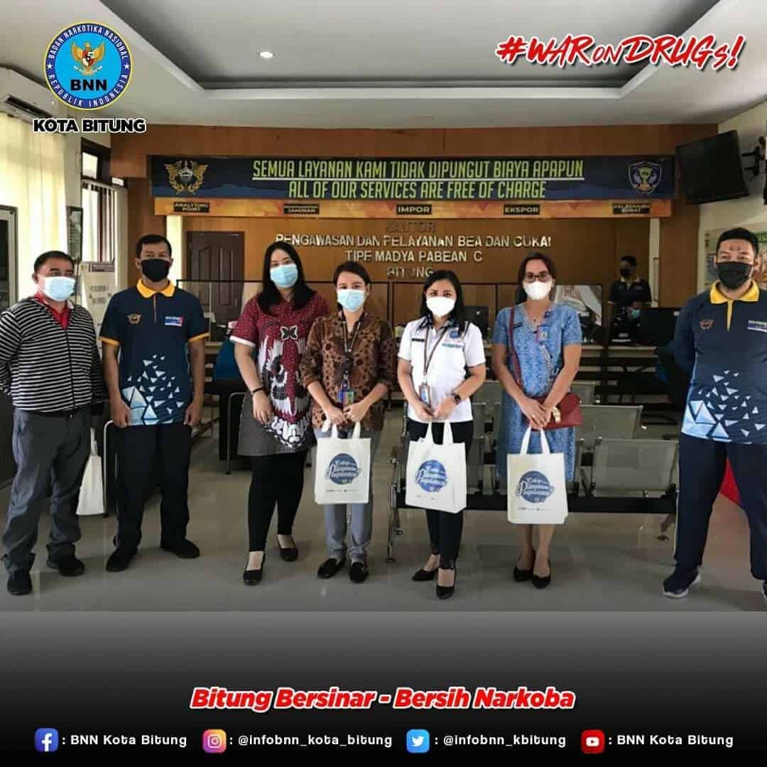 PEMERIKSAAN URINE NARKOTA DI KANTOR BEA DAN CUKAI KOTA BITUNG PEMERIKSAAN URINE NARKOTA DI KANTOR BEA DAN CUKAI KOTA BITUNG