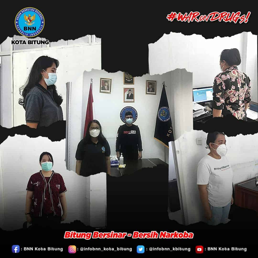 Mendengarkan Lagu Kebangsaan Indonesia Raya di Lingkungan BNN Kota Bitung Mendengarkan Teks Pancasila di Lingkungan BNN Kota Bitung