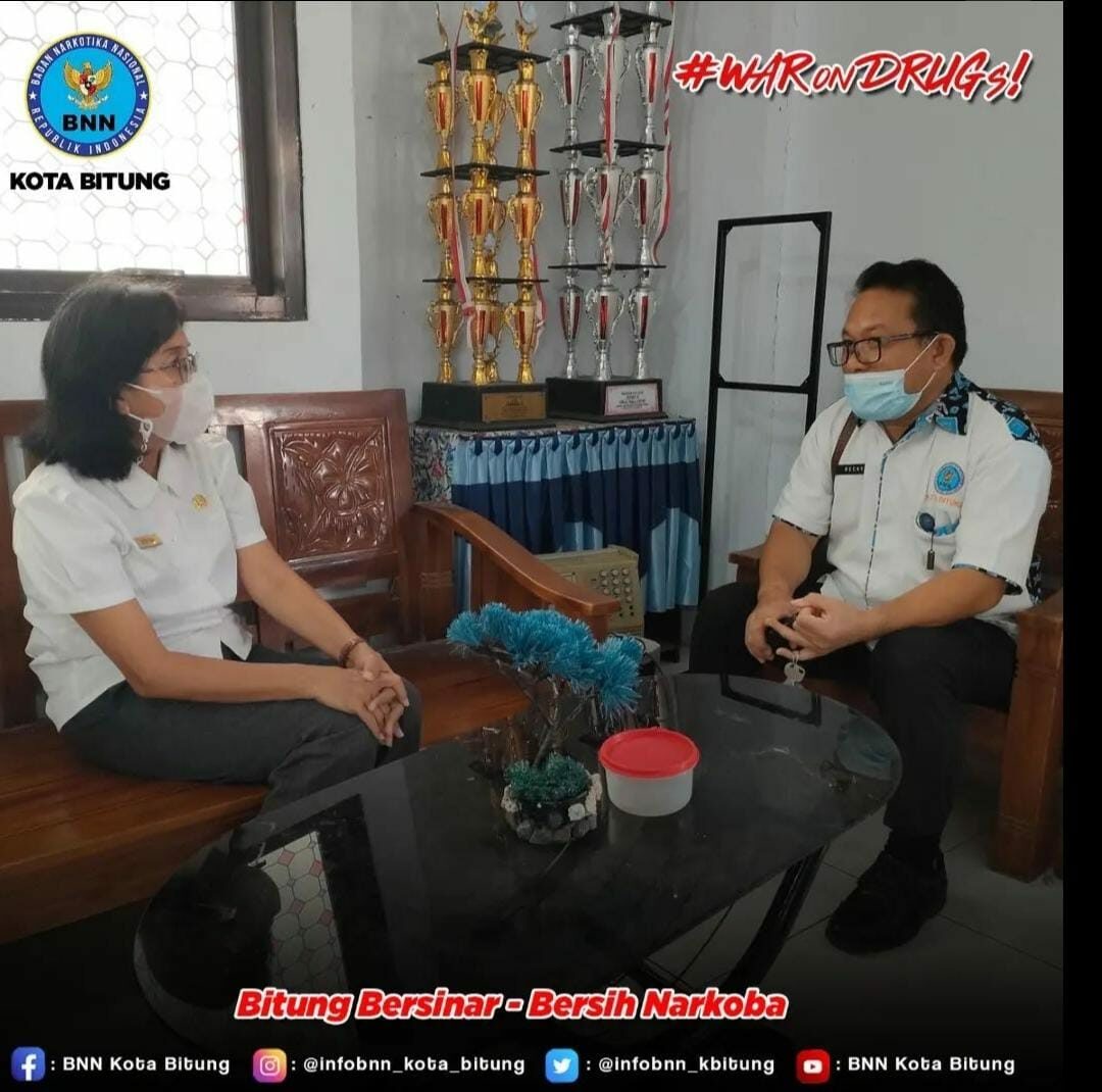 Koordinasi Kepala Badan Narkotika Nasional Kota Bitung dengan Kepala Dinas Pendidikan dan Kebudayaan Kota Bitung dalam rangka pelaksanaan Sosialisasi "War On Drugs" dan Menggelorakan Lagu Mars BNN di SD dan SMP se Kota Bitung Konsep Otomatis